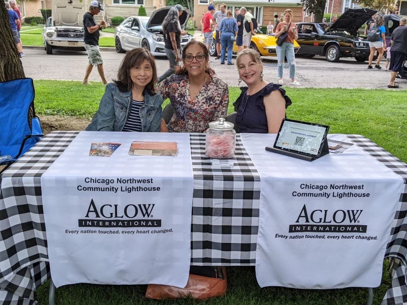 Chicago Northwest Aglow representing at Chicago's National Night Out Against Crime!